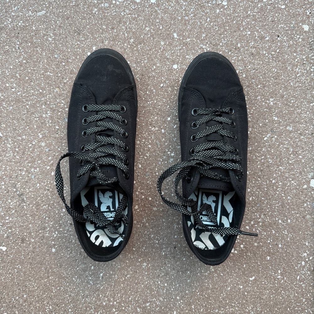 Chrome Industries SPD Clipless Cycling Sneakers
Size: 9.5 | Color: Black